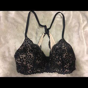 Aerie 32B Lightly Lined Black and Cream Lace Bra